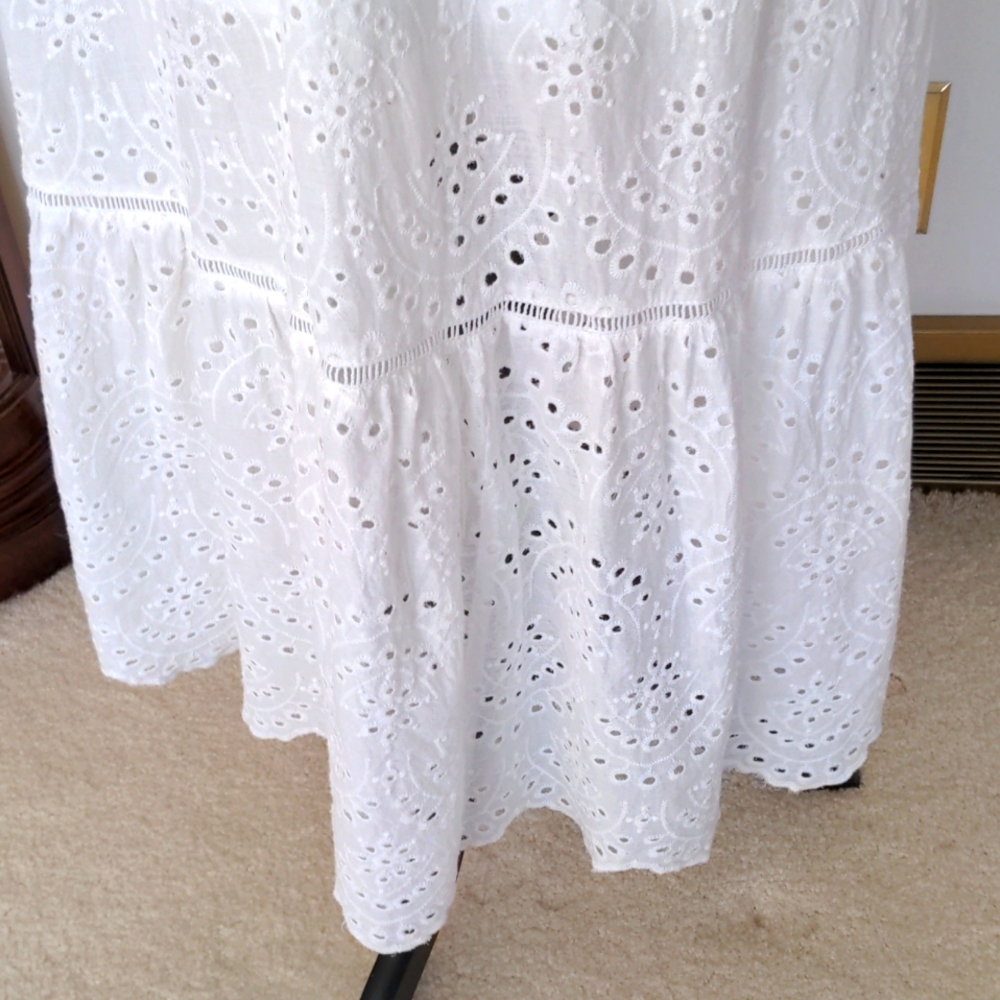 Simplee Dress - Picture 8 of 11